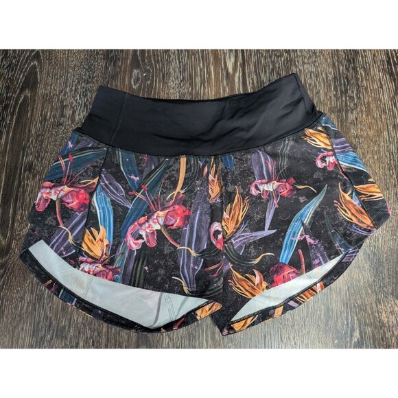 lululemon pace rival mid rise Shorts veiled floral black multi Sz 2 175 - Picture 2 of 7